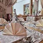 Alpina Hotel