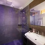 Alpina Hotel