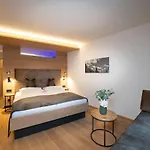 Hotel Alpina 4*