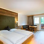 Alpina Hotel Rauris