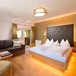 Alpina Hotel Rauris