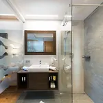 Alpina Hotel 4*