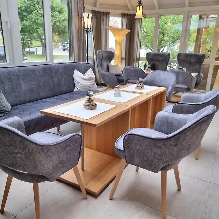 Alpina Hotel 4*