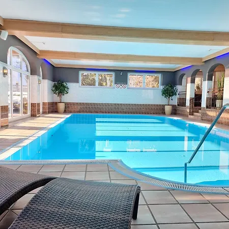 Alpina Hotel