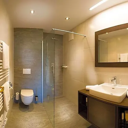 Szálloda Alpina 4*
