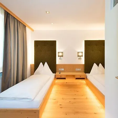 Alpina Hotel