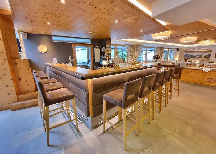 ألبينا راوريس