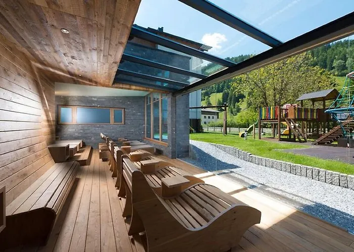 ألبينا فندق راوريس